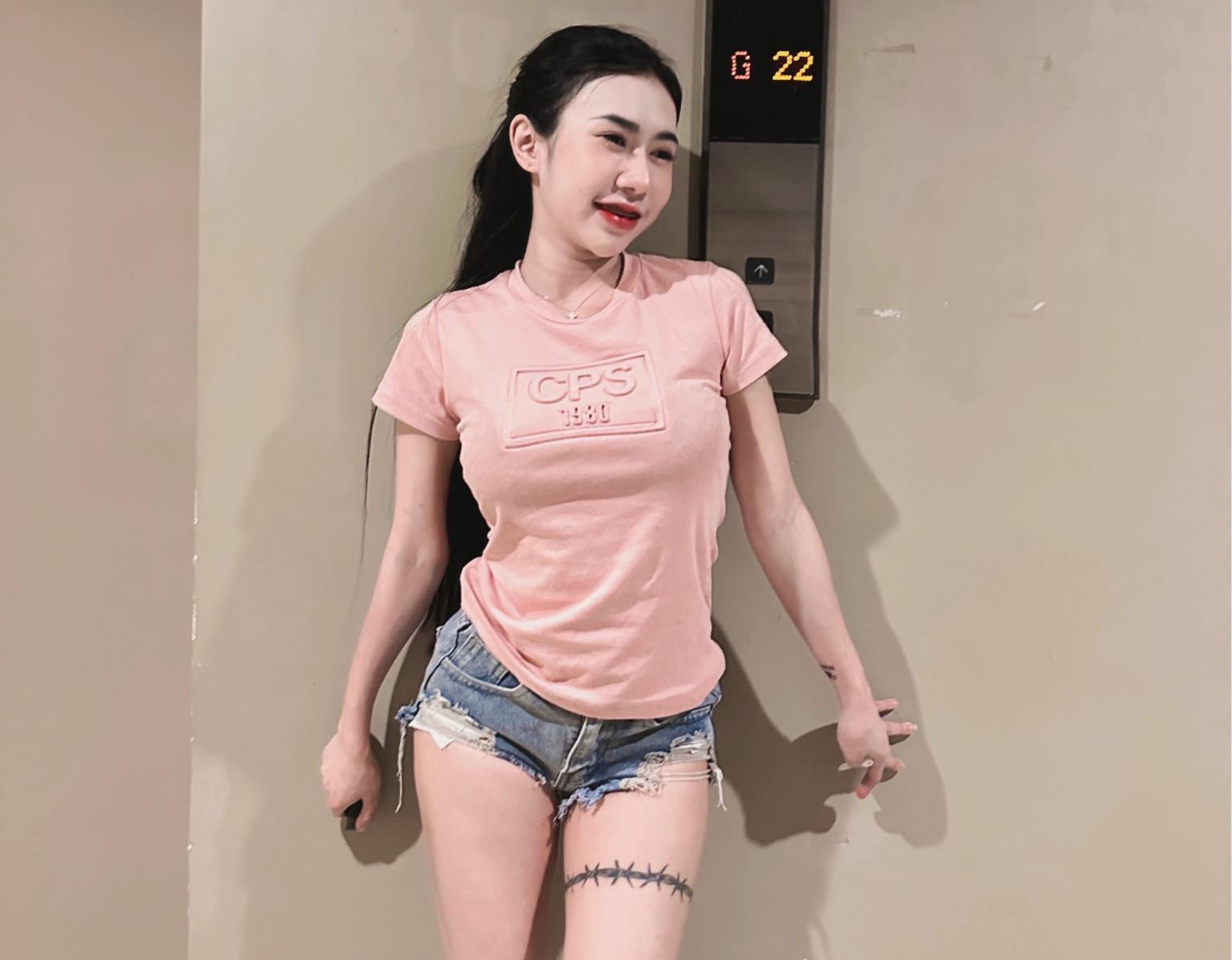 Vava2009ss วาวา ทรงซ้อ onlyfans
